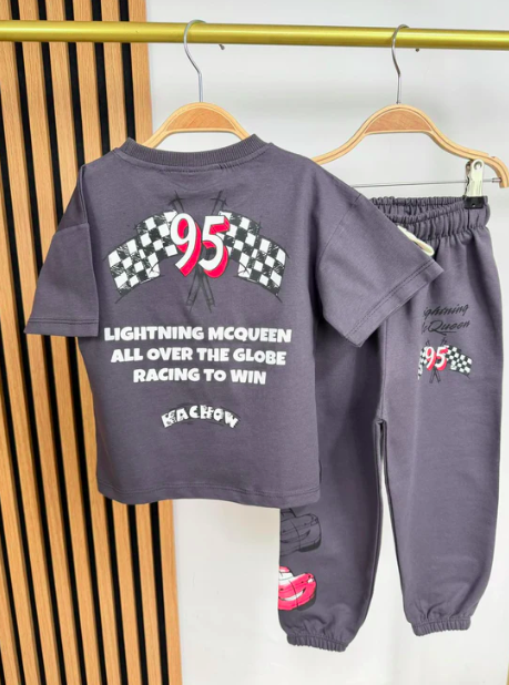 Disney Cars Tow Mater & Lightning McQueen